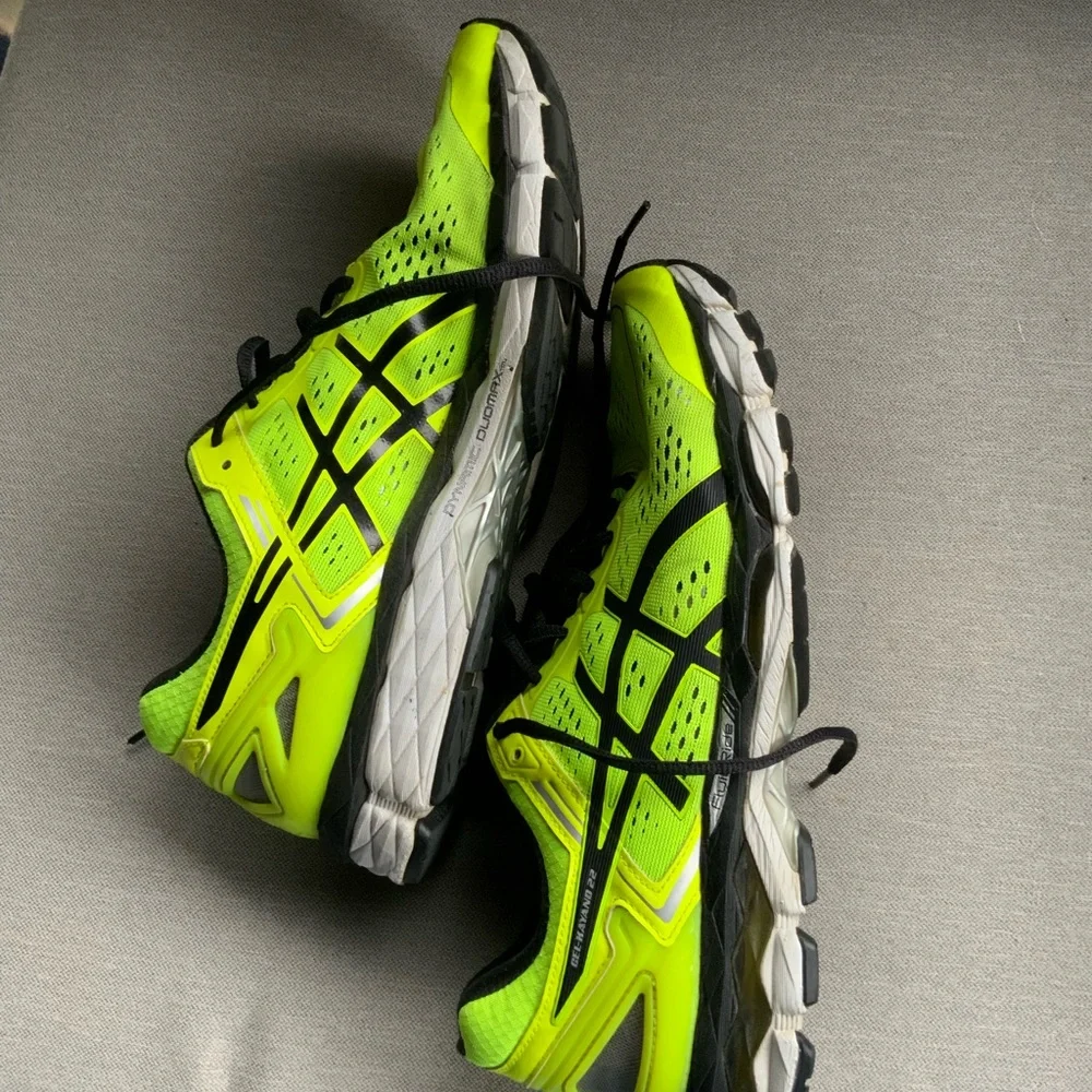 ASICS Vibrant Lime Athletic Shoes - Picture 2 of 6